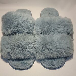 Comfy slippers 